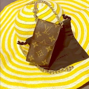 COPY - Louis Vuitton price is firm priced to sell